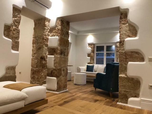 Kostis Parthenis Residence ماليا المظهر الخارجي الصورة